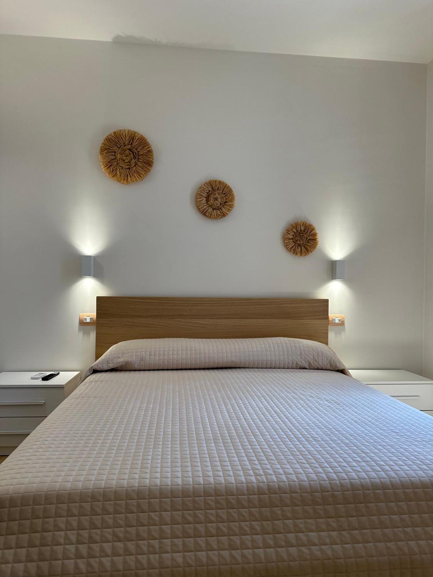 Li Mori Rooms Lizzanello ภายนอก รูปภาพ